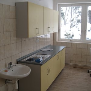 Lékařské ordinace a lékárny